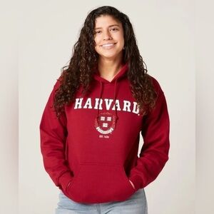 Harvard Hooded Crest Sweatshirt Unisex Red. Size Small